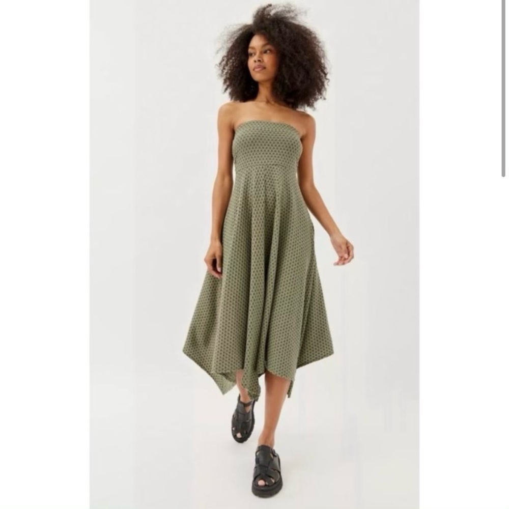 Urban Outfitters Strapless Dress - Picture 1 of 7